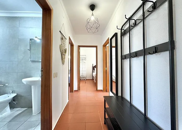 15 Min Away! - Rustic With Ac And Wifi * Quarteira