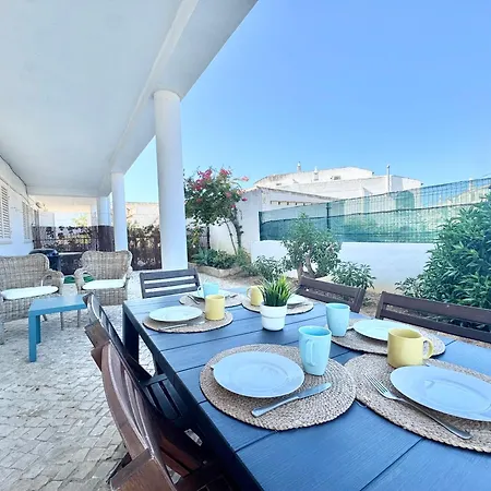 15 Min Away! - Rustic With Ac And Wifi * Quarteira